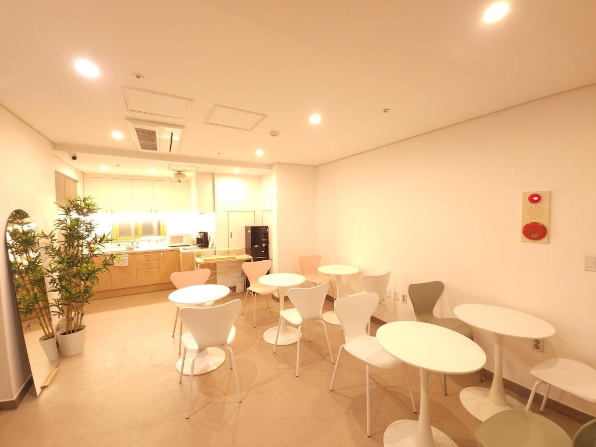 Oyo Hostel Myeongdong 2 Σεούλ Εξωτερικό φωτογραφία